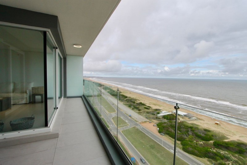 Le Parc III piso alto 